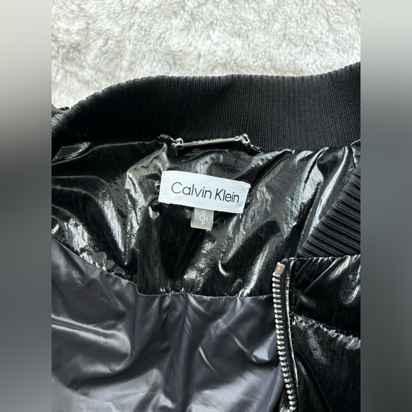 NWOT Calvin Klein Shiny Puffer Bomber - Picture 12 of 15